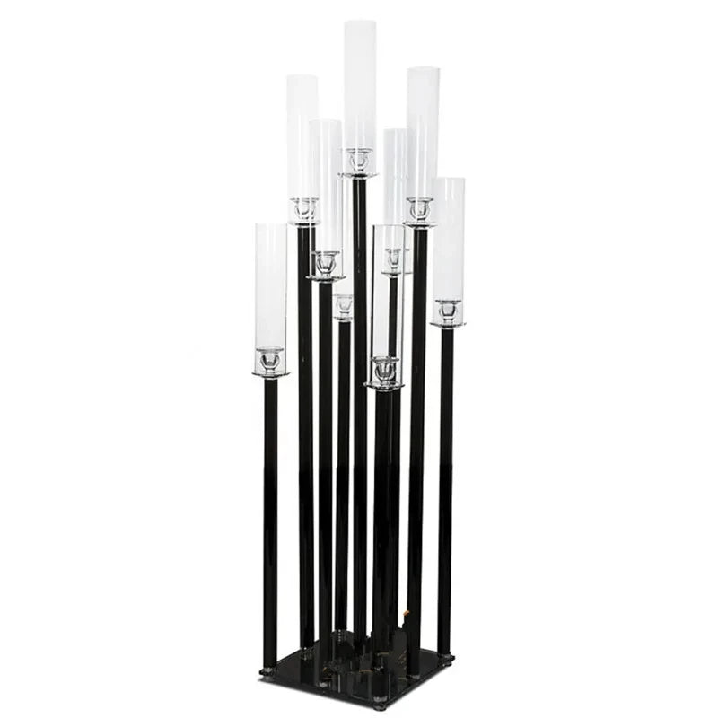 Centrotavola per matrimonio con candelabri a 9 teste, neri.