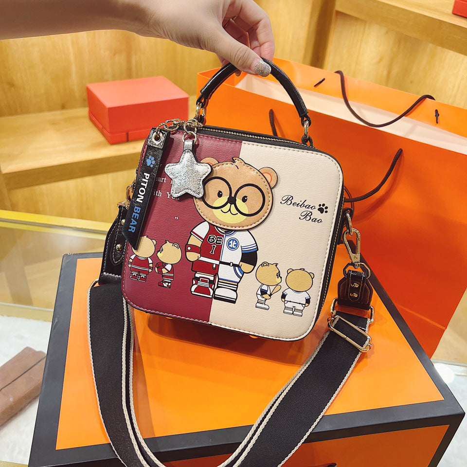 Borsa quadrata piccola da portare a mano con orsetto, stampata con cartone animato