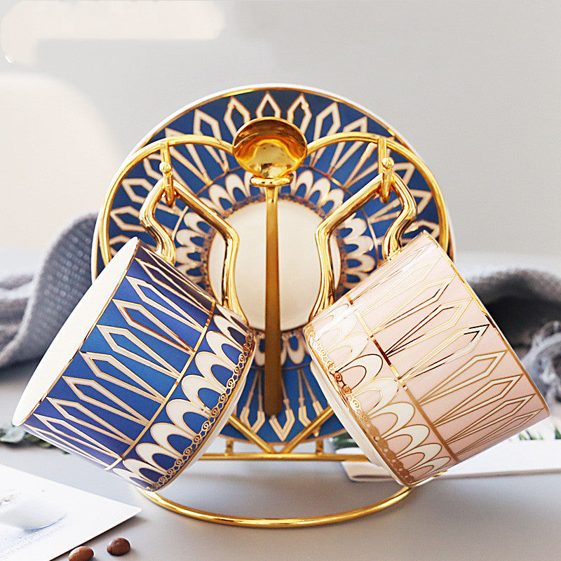 Set da caffè in ceramica europea con piattino e porta cucchiaino