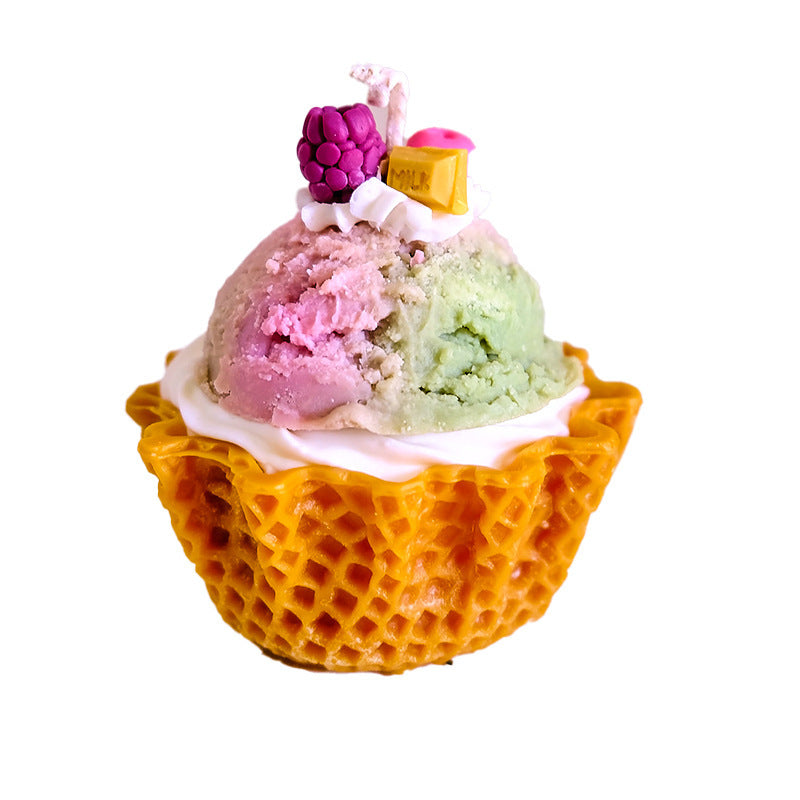 Cupcake con candele e crema per dessert