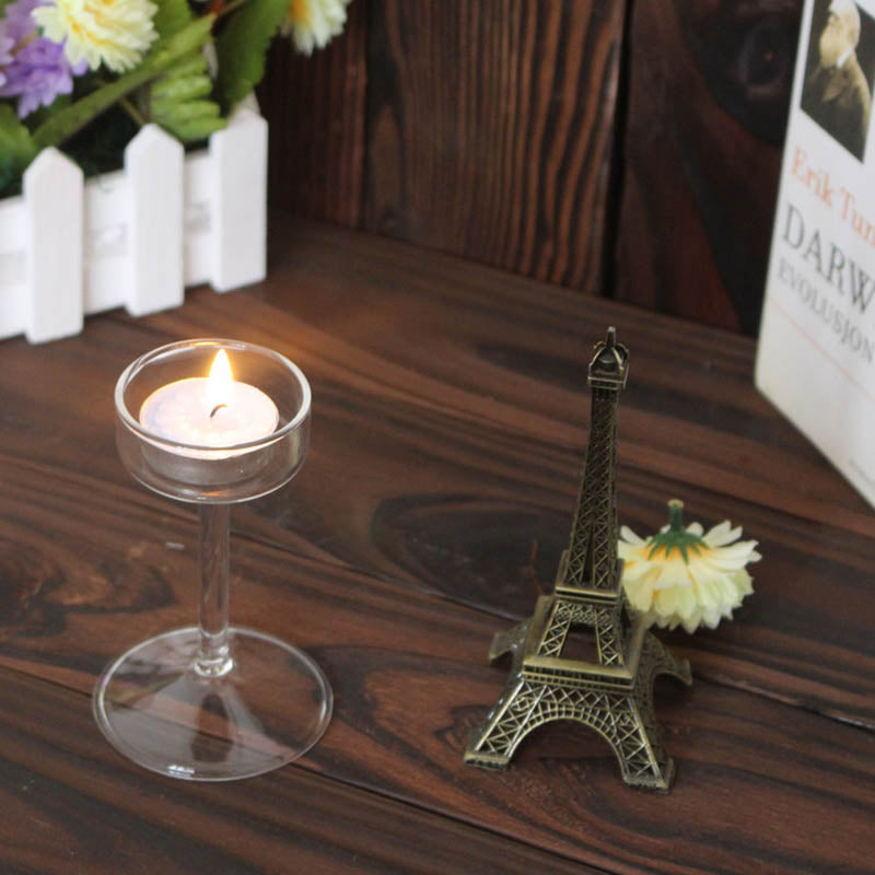 Portacandele alti in vetro per lumini da tè in stile europeo.