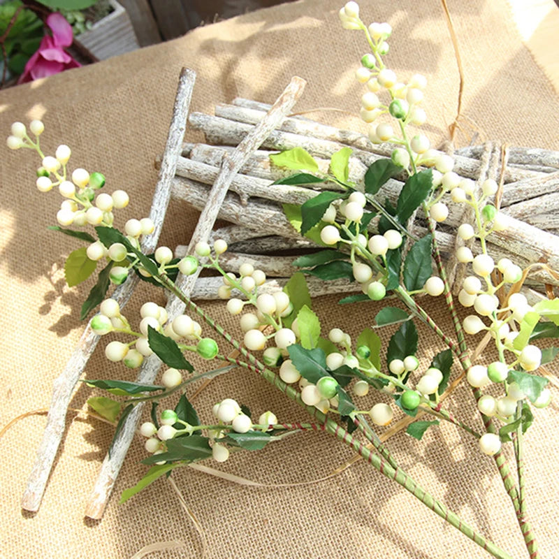 Mazzo di fiori artificiali, bouquet di fiori secchi, decorazioni natalizie con bacche, 2025