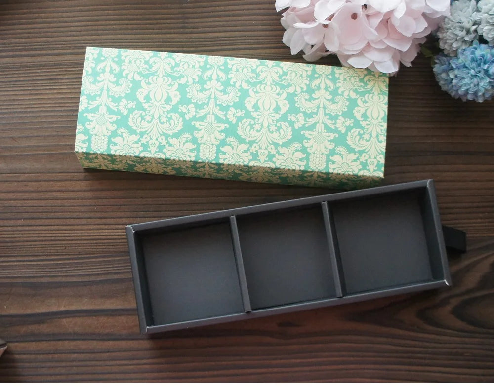 Elegante confezione regalo con motivo floreale blu e giallo, 3 misure, 10 pezzi