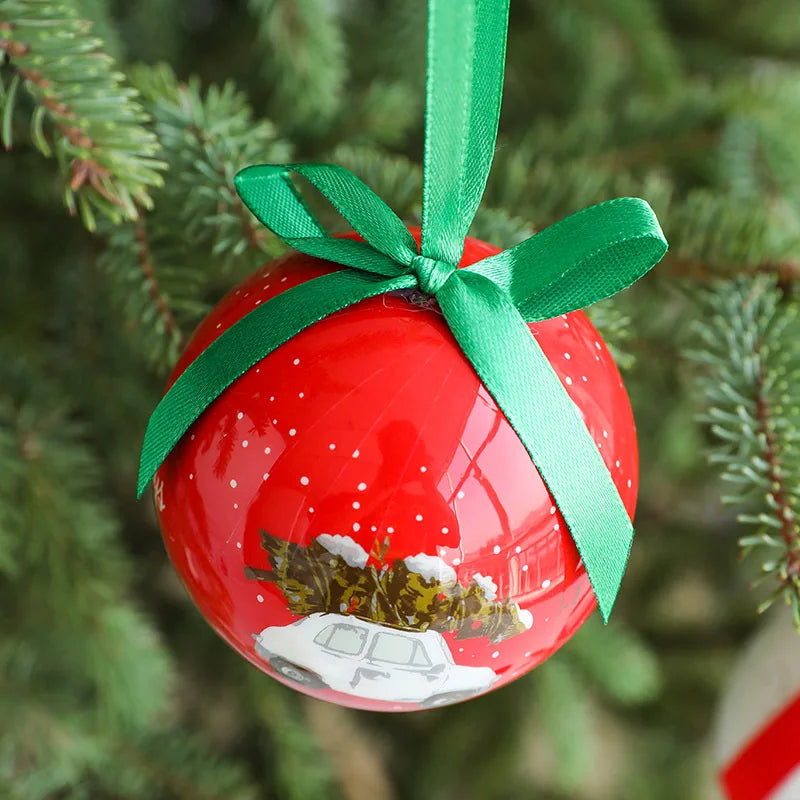 Ciondolo decorativo con palline di Natale per l'albero di Natale festivo.