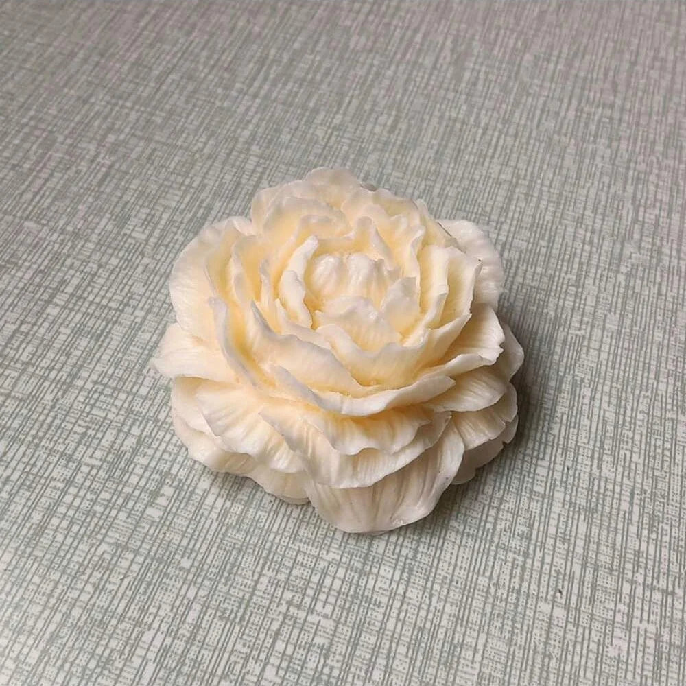Stampo in silicone per candela a forma di peonia. Dimensioni: 9,6*4,5 cm.
