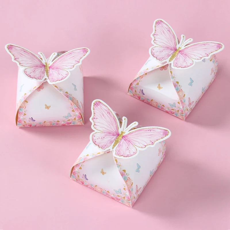 Geschenkbox Schmetterling Papierschnitt 