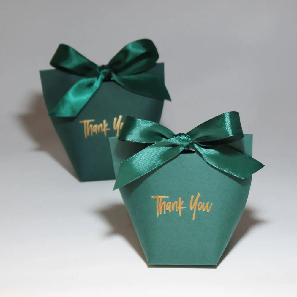 Deliziose scatole regalo di caramelle "Grazie" con nastro