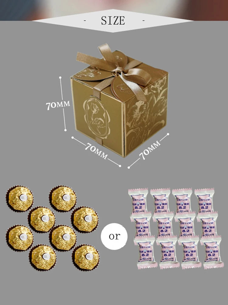 Scatole regalo in cartone con fiori di tulipani e caramelle.