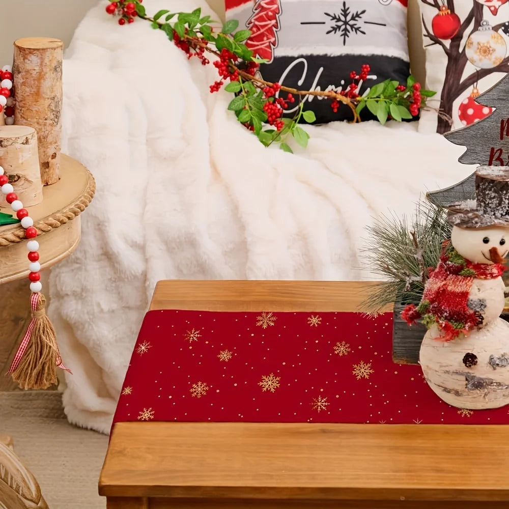 Camino de mesa festivo navideño rectangular con diseño de árboles y copos de nieve.