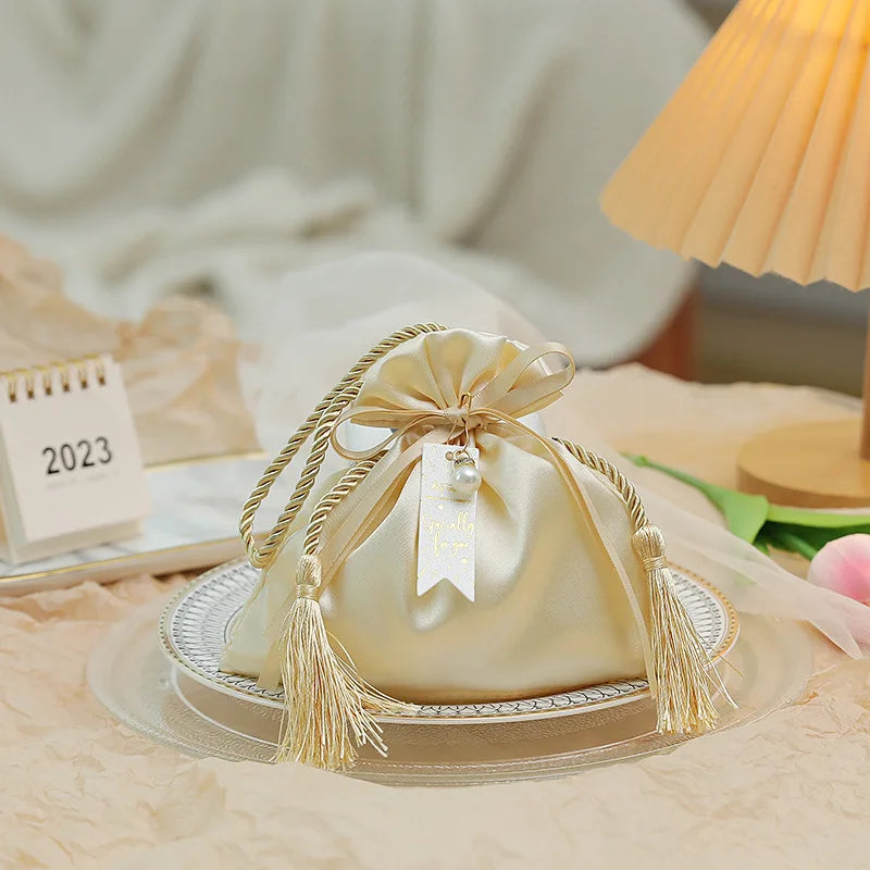 Luxury Packing Drawstring Velvet Pouch Sachet Gift.