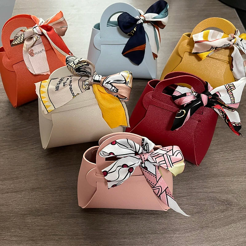 Grande sacchetto portaconfetti in pelle con sciarpa per festa di nozze, confezione regalo da 10 pezzi.