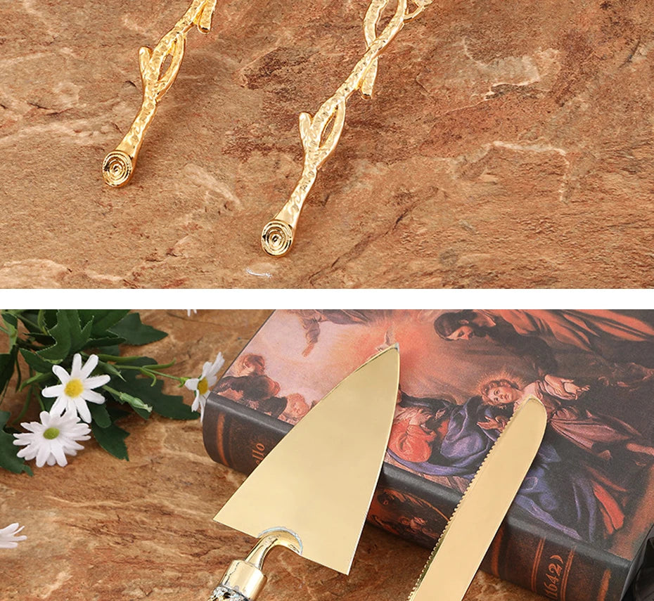 Set di coltelli e posate per torta, 2 utensili per tagliare la torta dorati, prodotti da KONCO.