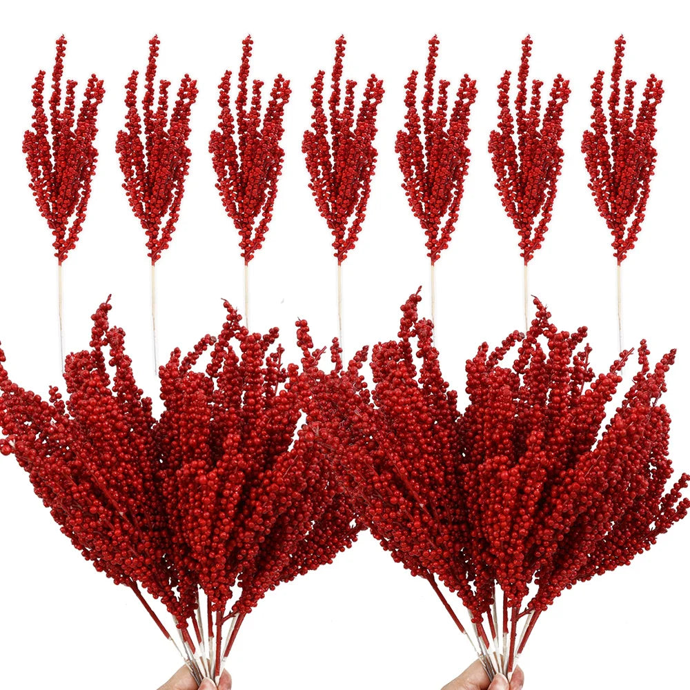 Nuovo ramo di agrifoglio artificiale con bacche rosse natalizie, decorazione per la casa. 