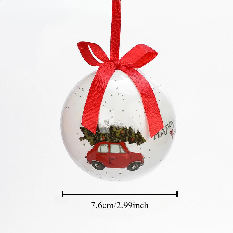 Ciondolo decorativo con palline di Natale per l'albero di Natale festivo.