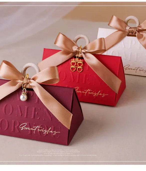 Dreieckige, weinrote Süßigkeitenbox für Hochzeiten, tragbare Geschenkbox, 5 Stück