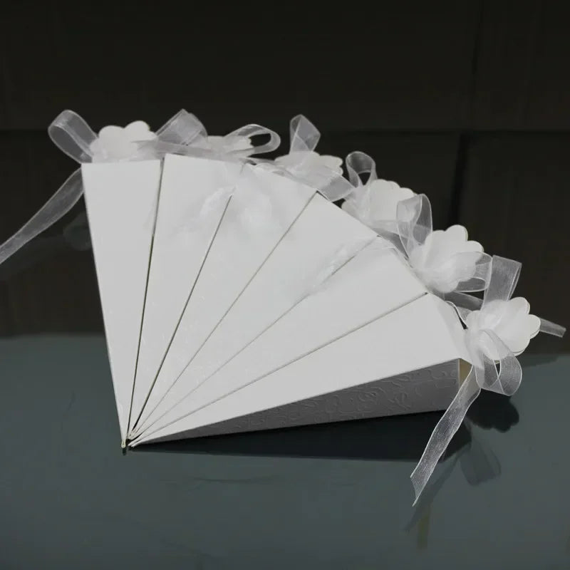 Bomboniera per matrimonio con scatola di caramelle/riso a forma di cono