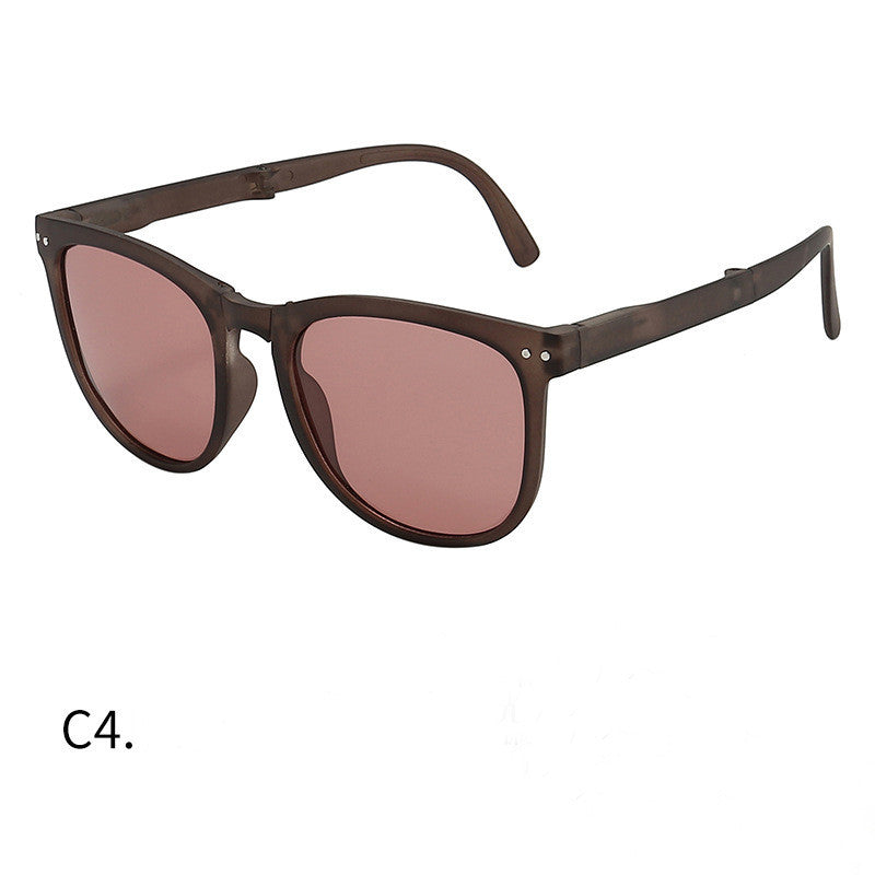 Trendige, faltbare Sonnenbrille für Damen.